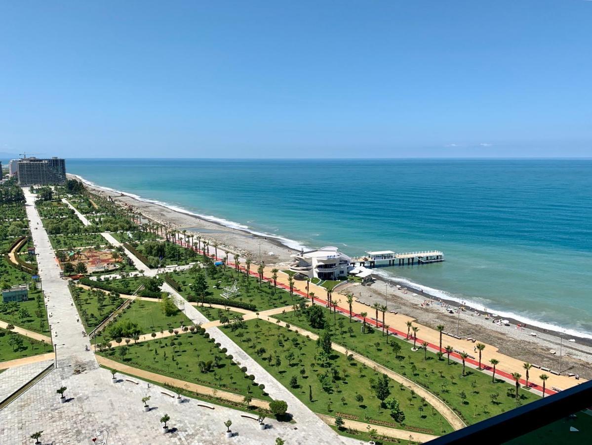 Sea View Apartments Orbi Beach Tower Batumi Exteriör bild