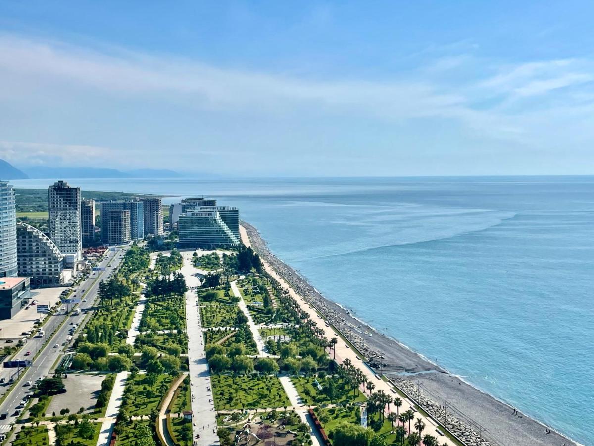 Sea View Apartments Orbi Beach Tower Batumi Exteriör bild
