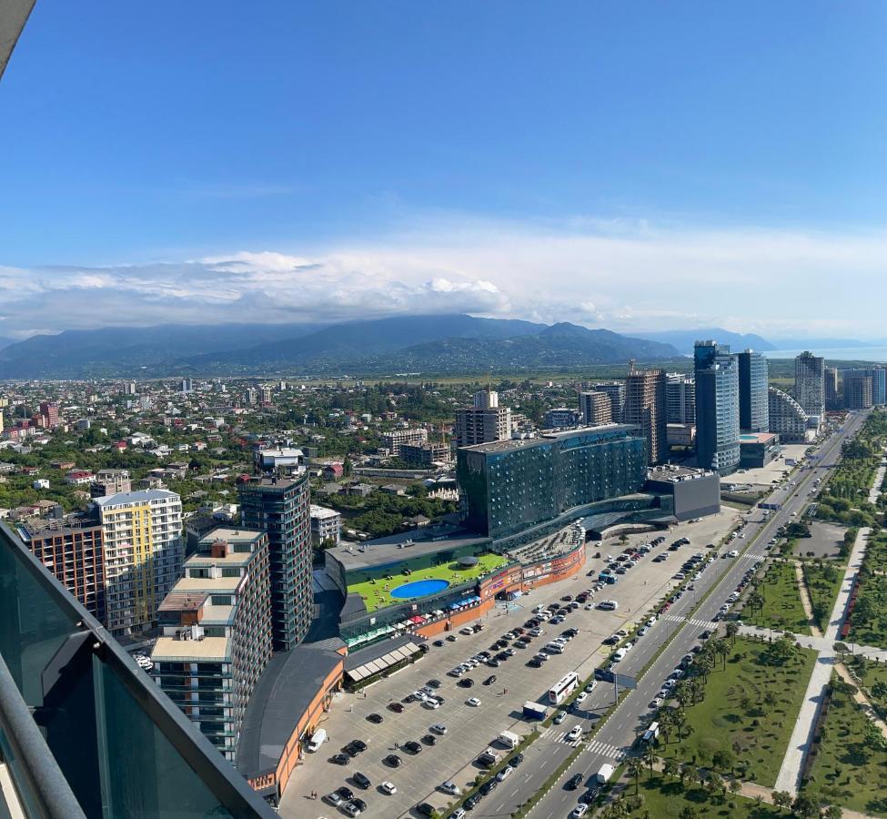 Sea View Apartments Orbi Beach Tower Batumi Exteriör bild