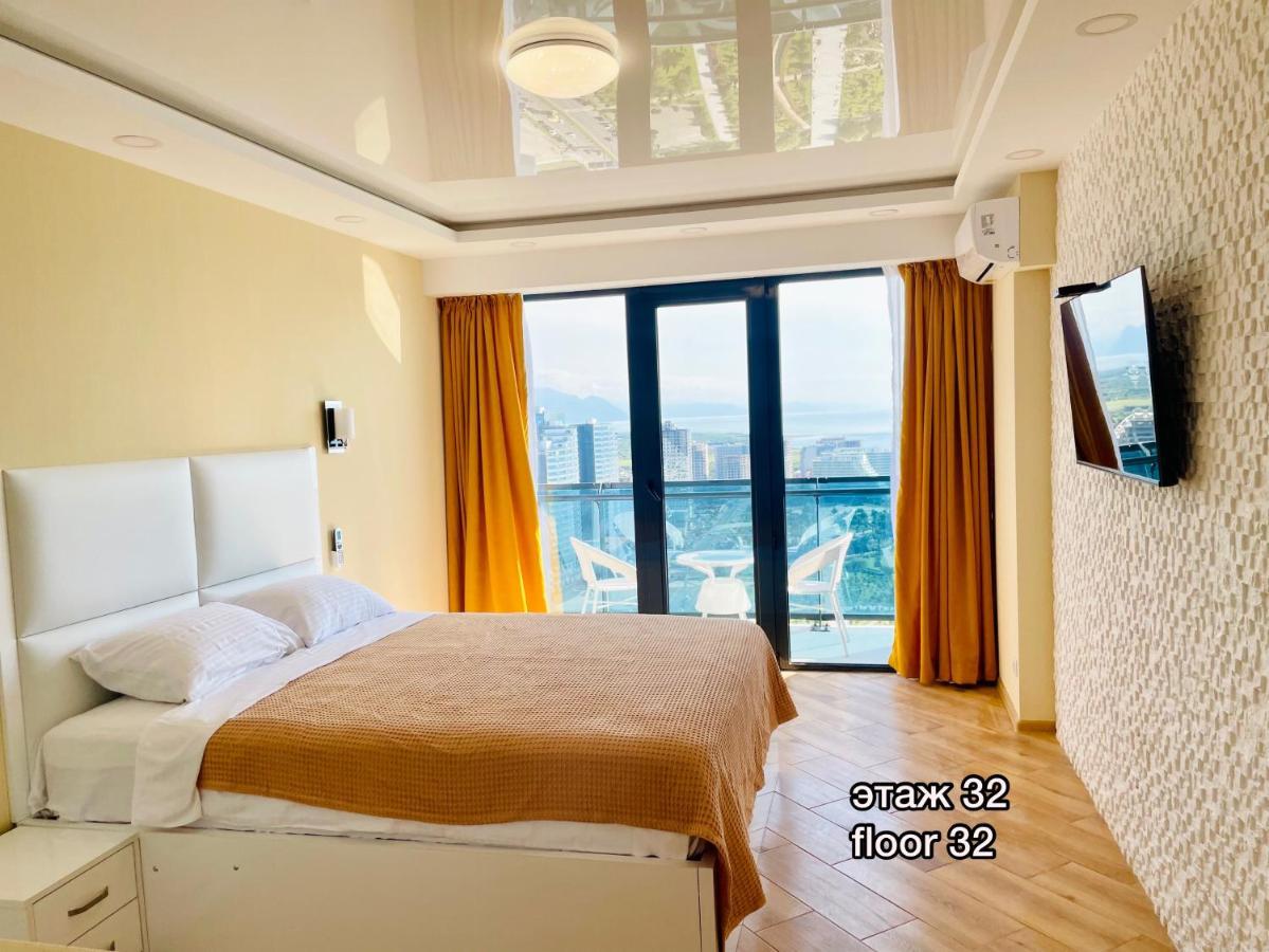 Sea View Apartments Orbi Beach Tower Batumi Exteriör bild