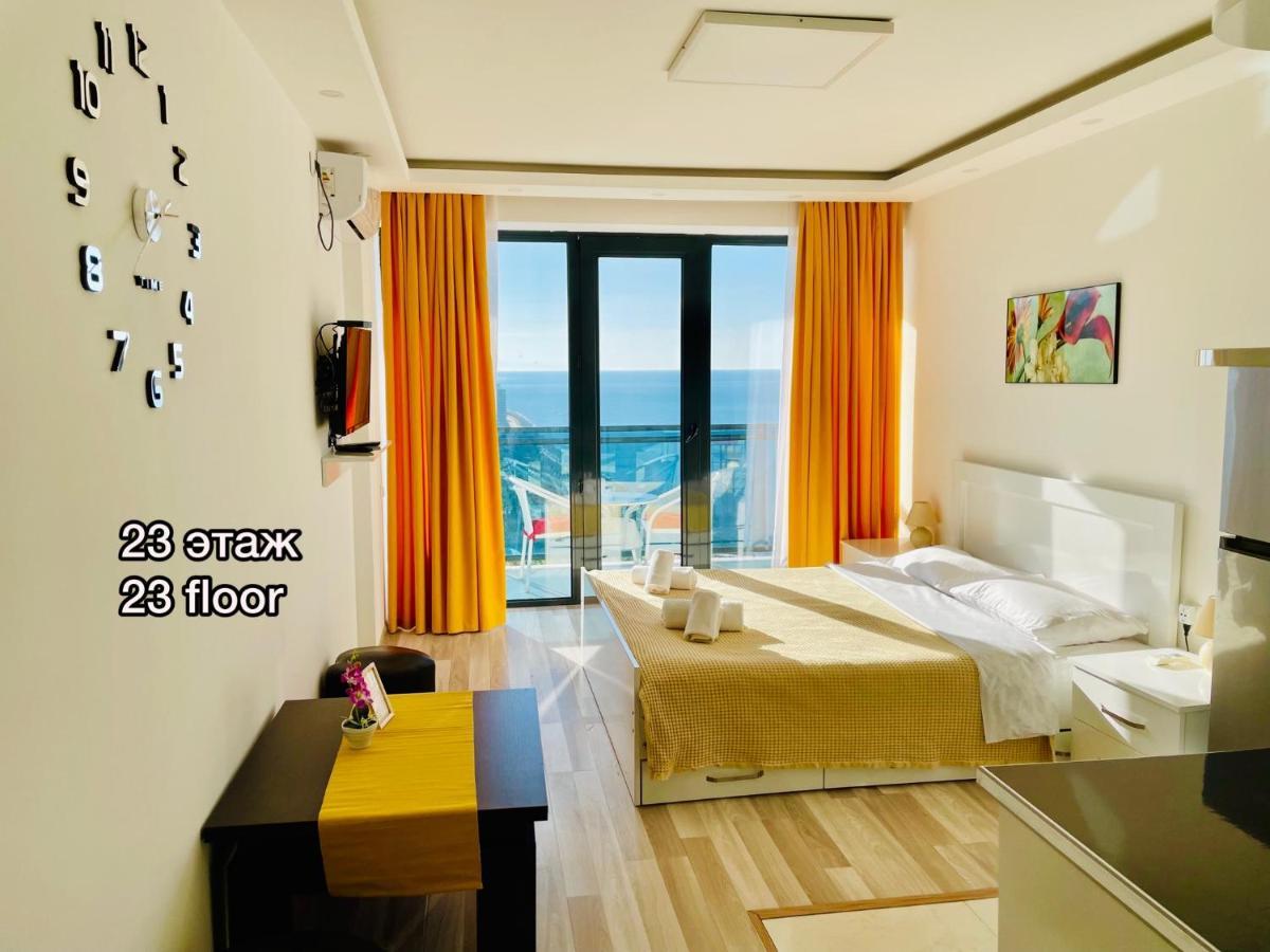 Sea View Apartments Orbi Beach Tower Batumi Exteriör bild