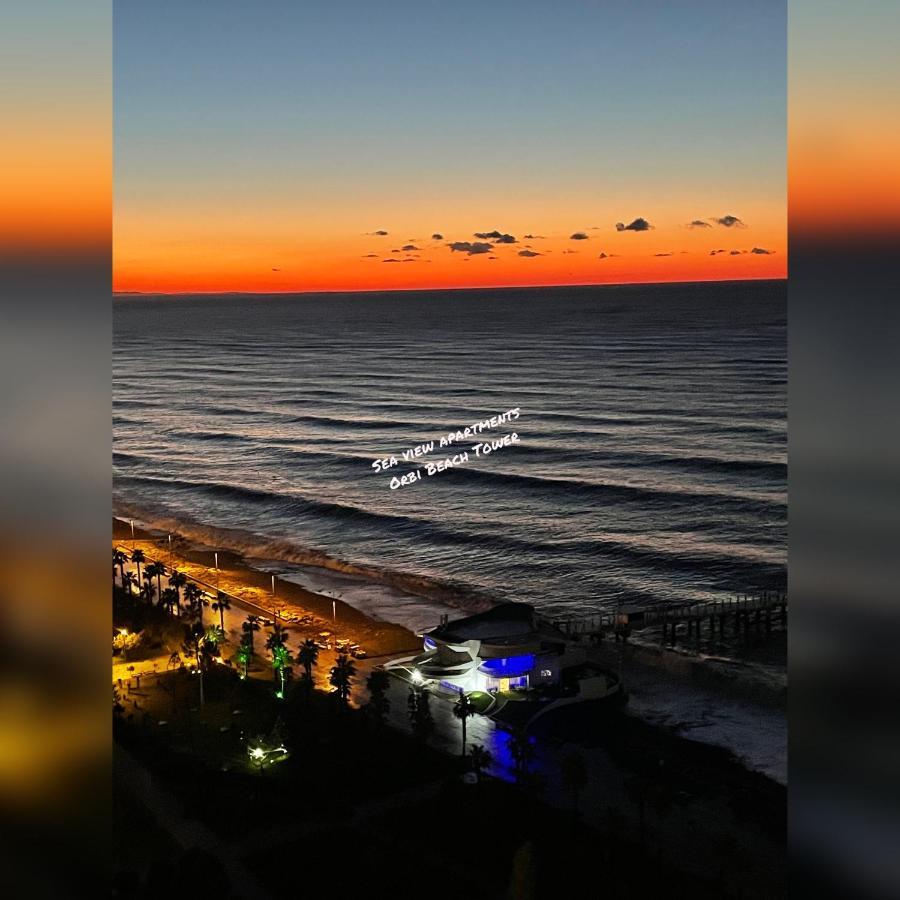 Sea View Apartments Orbi Beach Tower Batumi Exteriör bild