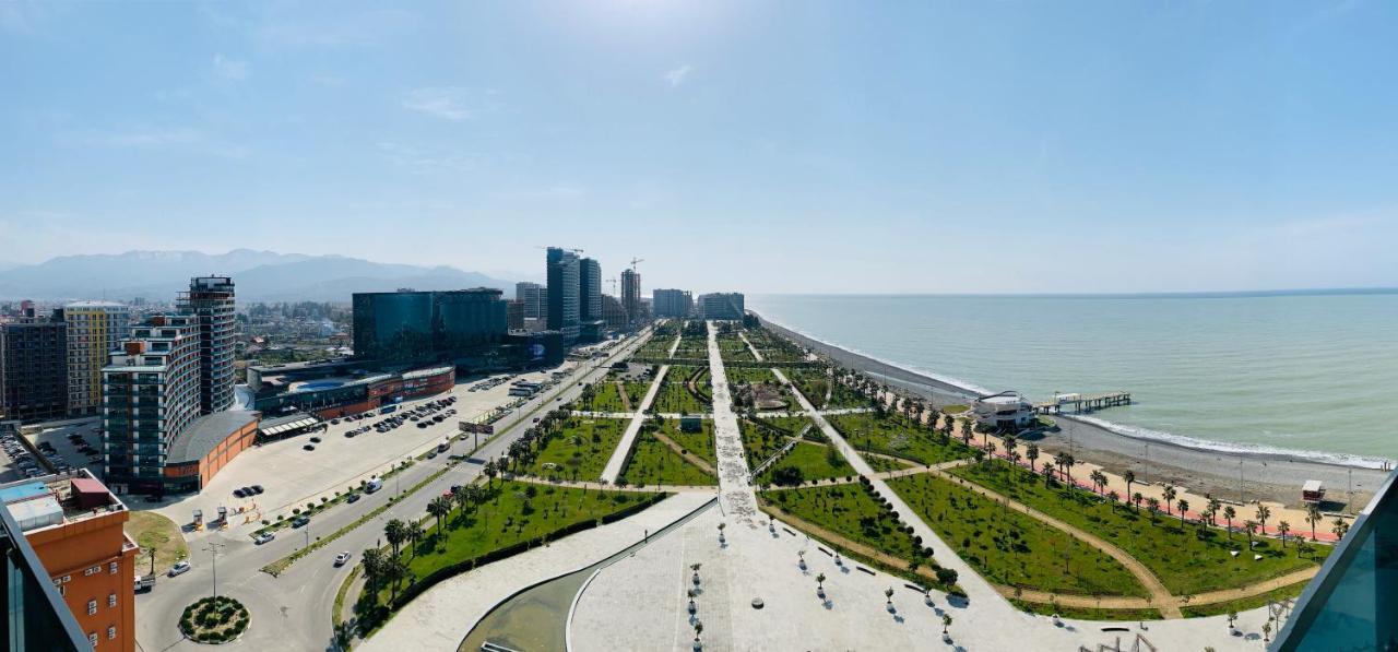 Sea View Apartments Orbi Beach Tower Batumi Exteriör bild